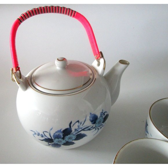 Vintage Golden China Asian Tea Set - 4 Cups & Pot Blue Floral - Ceramic Taiwan - Picture 2 of 16